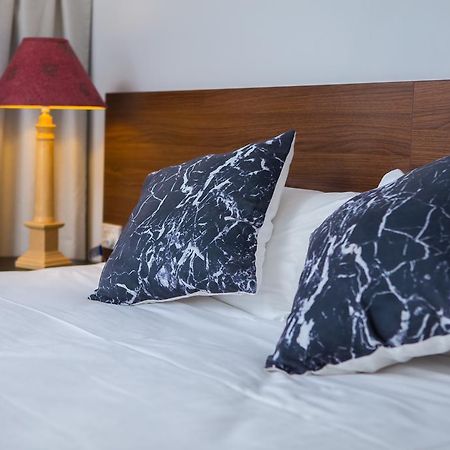 Wilsonton Hotel Тувумба Экстерьер фото