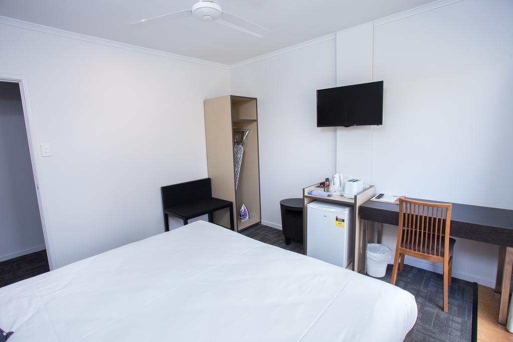 Wilsonton Hotel Тувумба Экстерьер фото